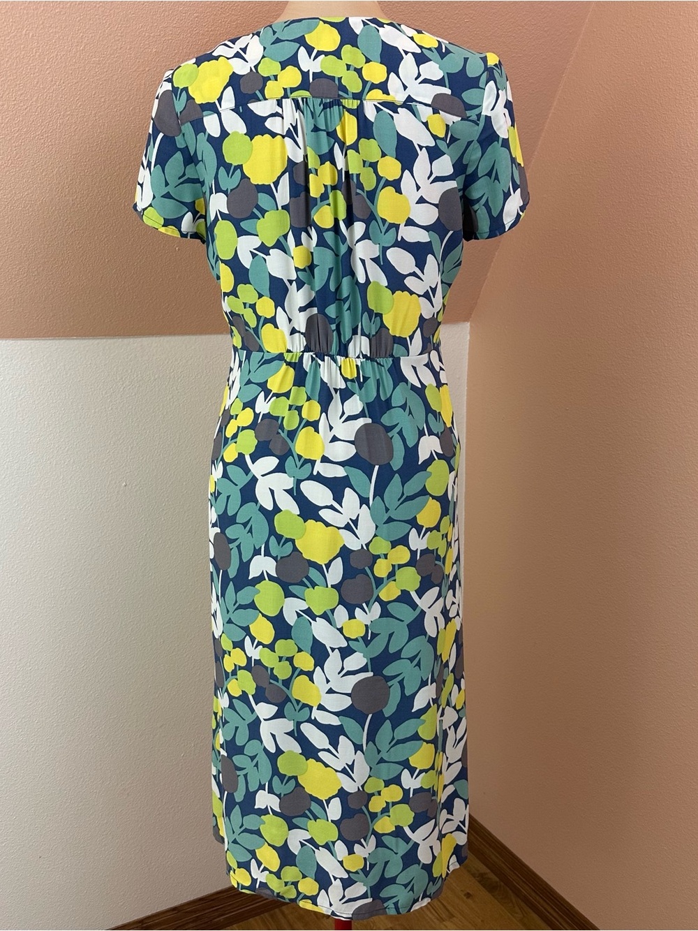 Boden Multicolor Pin Pleat Midi Tea Dress Womens 8 Tall V-Neck 100% Viscose - Picture 5 of 16